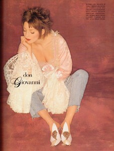 Watson_Vogue_Italia_April_1993_02.thumb.jpg.ddf0275e568241efe79b9ec8149b4a64.jpg