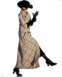 Watson_Vogue_Italia_November_1992_01.thumb.png.1c8b444df64bfcbe16c81fcccafbf1da.png