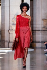 Yuima-Nakazato-HC-FW19-Paris-1515-1561924358.thumb.jpg.58db0c2a7f306fa2fe4f443ba66f77a2.jpg