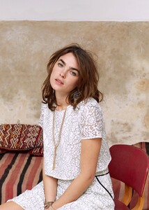 abby-blouse-off_white-sugaehvpqcsbdeydwtop.jpg
