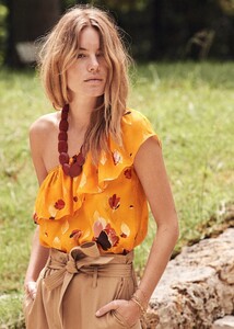 adelie-blouse-large_saffron_flowers-n96qp4oc90zjvmu7hkyt.jpg