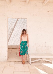 adriana-skirt-green_bouquet_print-umhzxyudq524k2xoajg9.jpg