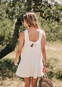 alexandra-dress-ecru-fjlb8m5oyaur1qvq4kbz.jpg
