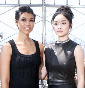 alexandra-shipp-lana-condor-empire-state-observatory-at-empire-state-building-new-york-5-25-2016-10.jpg