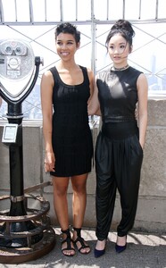 alexandra-shipp-lana-condor-empire-state-observatory-at-empire-state-building-new-york-5-25-2016-11.jpg