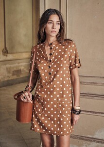 alma-dress-coffee_background_ecru_dots-b5qn9ekvx3cqxj4sitlx.jpg