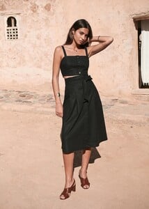 amanda-skirt-black-jgxyifhur33y9tvlj6ha.jpg