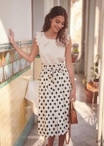 amanda-skirt-black_dots_ecru_background-zcsygqnpjhd2dyymtpb8.jpg