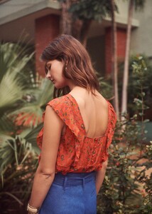 amande-blouse-flower_print_background_terracotta-ajj7ylnwaol7lwfqdpxm.jpg