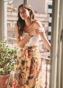 amandine-skirt-vicky_leaves_print-gq5nw68ehyqrilkwq9qn.jpg
