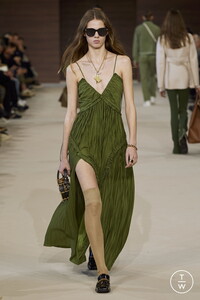 amiri-maw20-0048-cb1ed3.thumb.jpg.01af675ad05b2be7e50b96876bdc750c.jpg