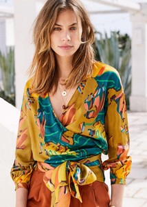 anya-blouse-amazone_print-gdcnlgx0ebhyyew8gahx.jpg