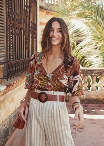 aretha-blouse-forest_print-fssf3ldk24nhog3avdzm.jpg