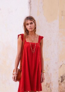 assia-dress-ruby-knivg0a7gg3zmejzger2.jpg