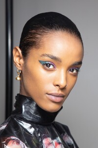 backstage-defile-altuzarra-automne-hiver-2020-2021-paris-coulisses-119.thumb.jpg.d300c0ec804f4a4abb61cc525768aba6.jpg