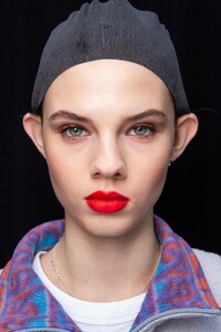backstage-defile-brock-collection-automne-hiver-2020-2021-new-york-coulisses-39.thumb.jpg.7c8ee84efe997530e89a540e5359de97.jpg