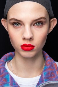 backstage-defile-brock-collection-automne-hiver-2020-2021-new-york-coulisses-40.thumb.jpg.3d96d7b7cee56d2ec8db5922f87d4726.jpg