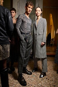 backstage-defile-cividini-automne-hiver-2019-2020-milan-coulisses-81.thumb.jpg.7ecca2b9c533e73a4b29f414a5d6bdef.jpg