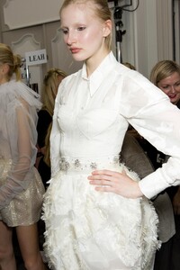 backstage-defile-emanuel-ungaro-printemps-ete-2018-paris-coulisses-113.thumb.jpg.d7004bcf2f1e15f9893f494b429bc3ef.jpg