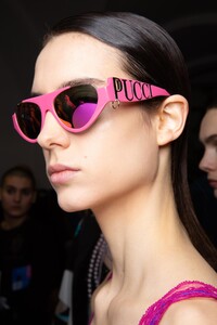 backstage-defile-emilio-pucci-automne-hiver-2020-2021-milan-coulisses-181.thumb.jpg.0b597a2d05c1c2753a3a5aaec71937e2.jpg