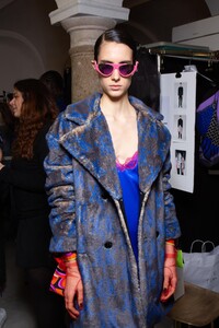 backstage-defile-emilio-pucci-automne-hiver-2020-2021-milan-coulisses-83.thumb.jpg.e9d85599d42e3b4b7a44ec6a132cfa3d.jpg