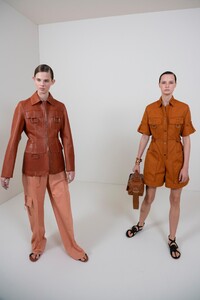 backstage-defile-hermes-printemps-ete-2020-paris-coulisses-14.thumb.jpg.b4255dfc57389500ac5b80d9439eef27.jpg