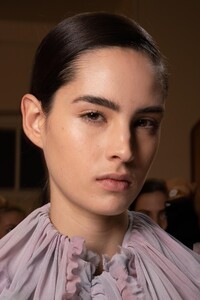 backstage-defile-jw-anderson-automne-hiver-2020-2021-londres-coulisses-88.thumb.jpg.4edeba1c6a819ee502352fb2c3bfa041.jpg