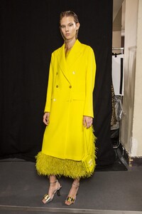 backstage-defile-rochas-printemps-ete-2019-paris-coulisses-70.thumb.jpg.775b05c8586fabd262dd2a468c3942aa.jpg