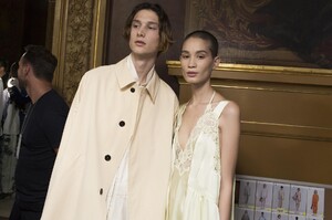 backstage-defile-stella-mccartney-printemps-ete-2019-paris-coulisses-60.thumb.jpg.181bbfb2561b7a5c9807b86618358102.jpg
