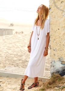 bea-dress-off_white-ehmd1wn8nken4en8awlq.jpg