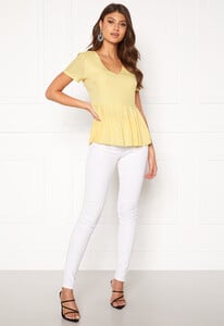 bubbleroom-cara-top-yellow_1.thumb.jpg.a9c3eb42b8ed2e0fd0b505c06e2b7293.jpg