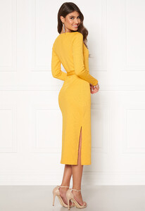 bubbleroom-elinora-wrap-rib-dress-yellow_5.thumb.jpg.d32c4d96f7abe59e9c9b331e364fba95.jpg