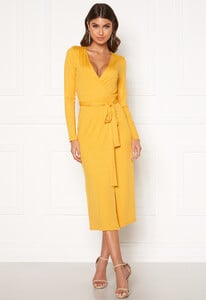 bubbleroom-elinora-wrap-rib-dress-yellow_8.thumb.jpg.6b3e2deeb693cb87cd6073871353d127.jpg