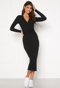 bubbleroom-ines-jersey-dress-black_3.thumb.jpg.10d81afb694c580bcd7802b26a9af98b.jpg