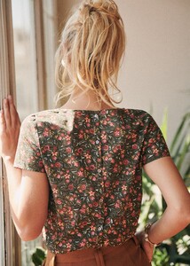 camille-blouse-khaki_flowers-s9b3stbnsnnbhwoza0uc.jpg