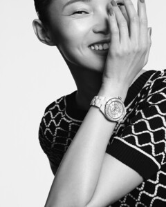 chanel-j12-watch-ad-campaign-summer-2020-photos-the-impression-00155b6ed95b217932fec915404e3305f08_thumb.jpg