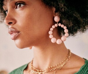 charlie-earrings-beige-hgrcjokl8xpho7b5ruzb.jpg