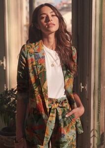 christie-jacket-birds_print-avhf9qi16kkeznxczql7.jpg