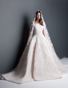 collezione-sposa-Georges-Hobeika-2017-2018-1.jpg