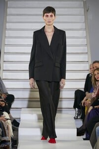 defile-maison-rabih-kayrouz-printemps-ete-2020-paris-look-32.thumb.jpg.2ff6ea016ebe1915042e3a5372cd1b74.jpg