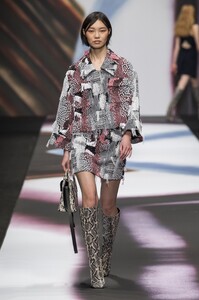 defile-maryling-automne-hiver-2019-2020-milan-look-10.thumb.jpg.b39aa462047a316b3a2d0fe6d39eda1a.jpg