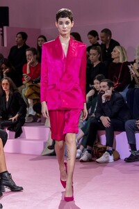 defile-ralph-amp-russo-printemps-ete-2020-paris-look-30.thumb.jpg.daf258d1d75981c1f3e33178bf93e4ac.jpg