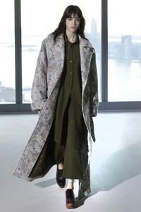 defile-sies-marjan-automne-hiver-2020-2021-new-york-look-23.thumb.jpg.b3b73f7ed7d74d31c3a616d9bb1c7d30.jpg