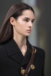 detail-defile-bottega-veneta-automne-hiver-2020-2021-milan-detail-69.thumb.jpg.e7499e490c7d7fcffe4ca17a4a63ccee.jpg