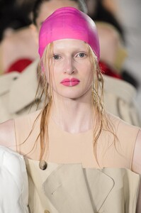 detail-defile-maison-margiela-printemps-ete-2018-paris-detail-103.thumb.jpg.6616534070c51acdc863d22291deb02c.jpg