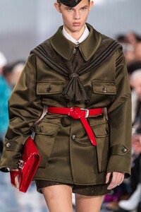 detail-defile-maison-margiela-printemps-ete-2020-paris-detail-88.thumb.jpg.ec1b38ccbc4730441cfcd3b2cfa7a9ad.jpg