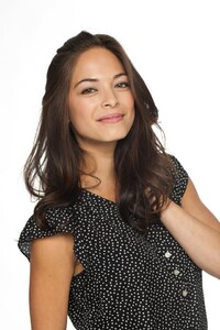 dfa2cbb2244bffcdc702a55aadb35c01--kristin-kreuk-chain-mail.jpg