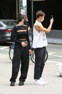 dua-lipa-and-anwar-hadid-cafe-habana-in-nyc-07-17-2020-2.jpg