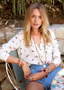 elisa-shirt-blooming_print-ripexbnwhp2pwtpoxtno.jpg