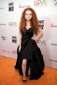 francesca-capaldi-2019-race-to-erase-ms-gala-2.jpg